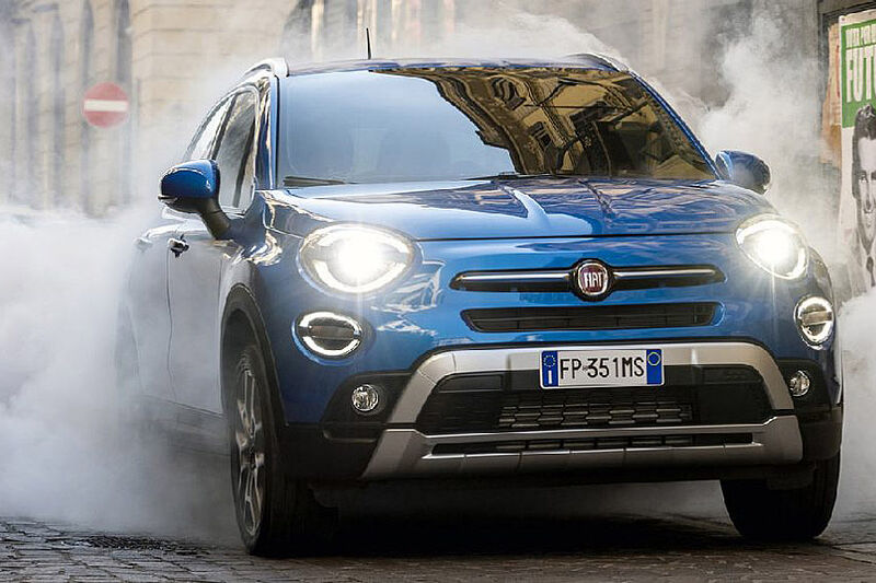 Neuer Fiat 500X geht auf Zeitreise