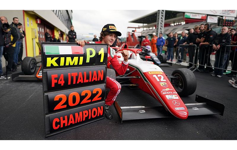 Antonelli verdoppelt: Nach dem deutschen Formel-4 Sieg, ist er nun auch Champion der italienischen Serie